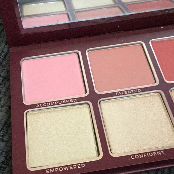 BLINC Glowgetter Face Palette, NEW! - Picture 3 of 6